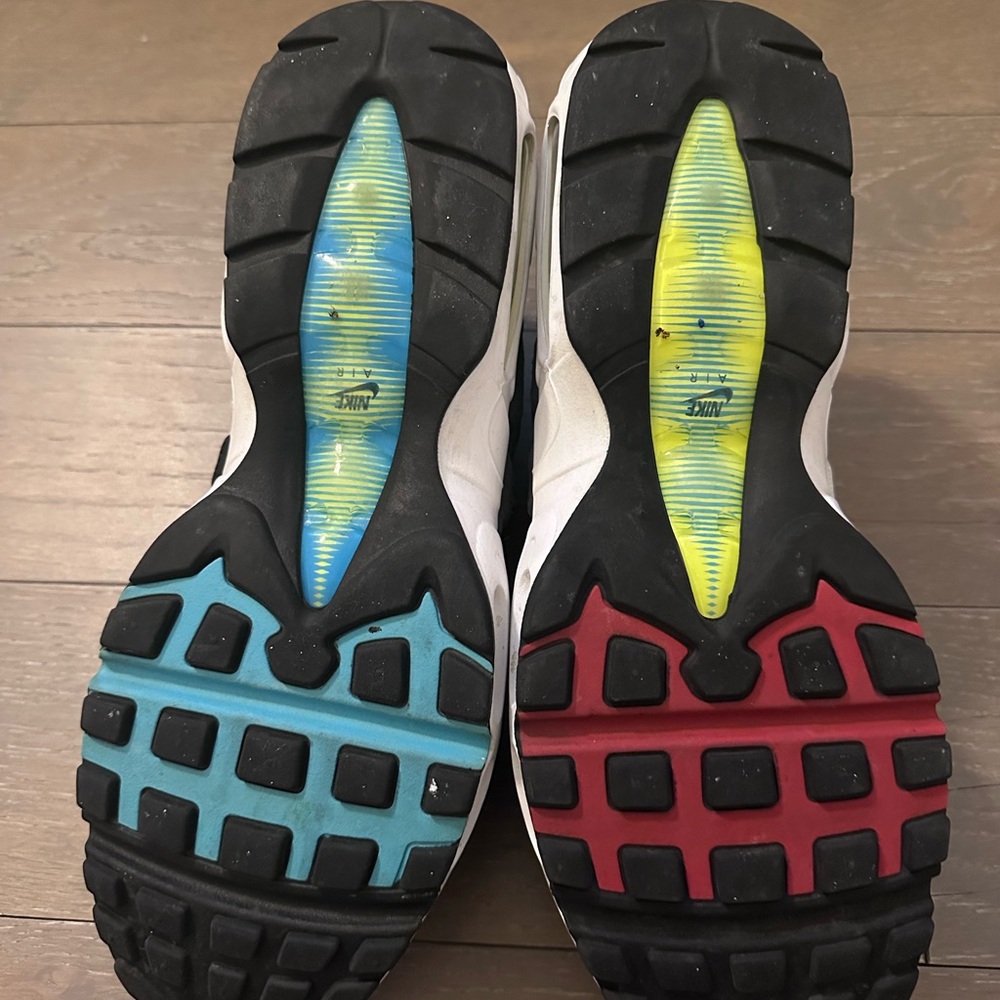 Nike Air Max 95 Greedy - Picture 3 of 5
